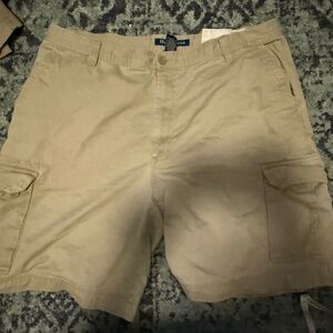 High Sierra Men's Beige Cargo Shorts